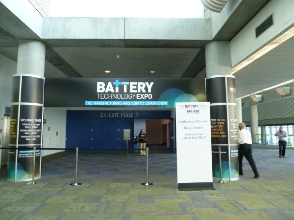 除了有電動車展,連電池科技也都有得展。圖為聖荷西的電池科技展。