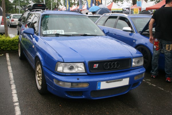 來聚會就是要看稀有車，不然要幹麻？性能旅行始祖：AUDI RS2